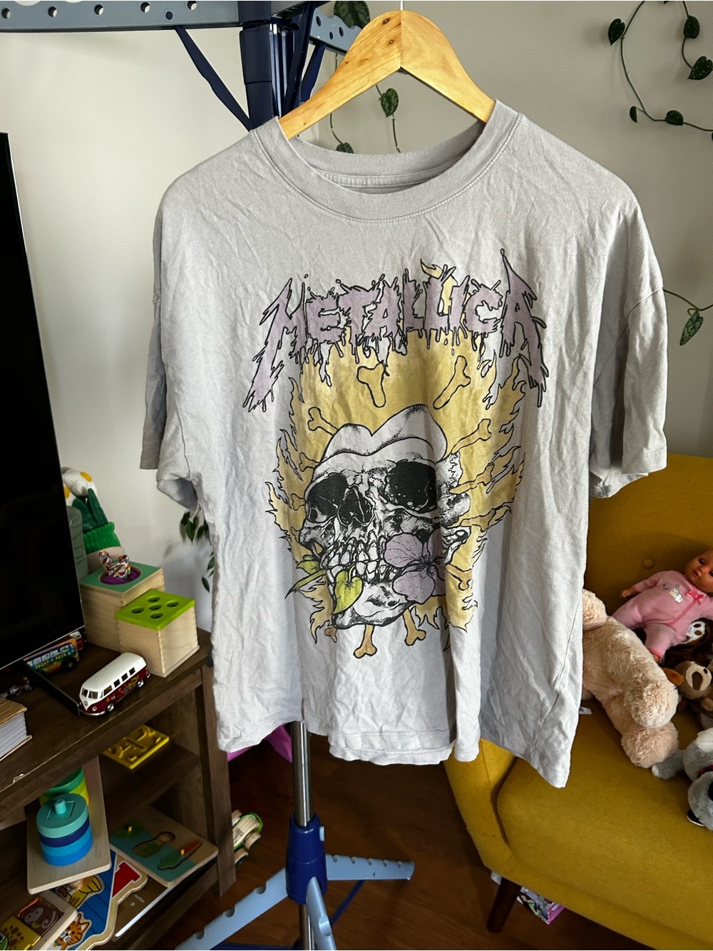 American Eagle Outfitters Metallica Tee